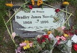 bradsmemorial.flowers_600.jpg